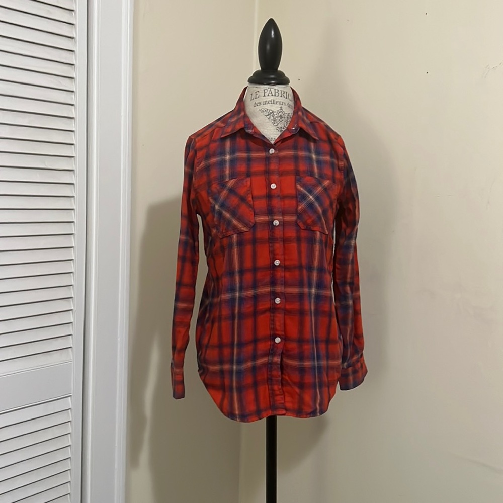 Mossimo, boyfriend fit plaid size small.